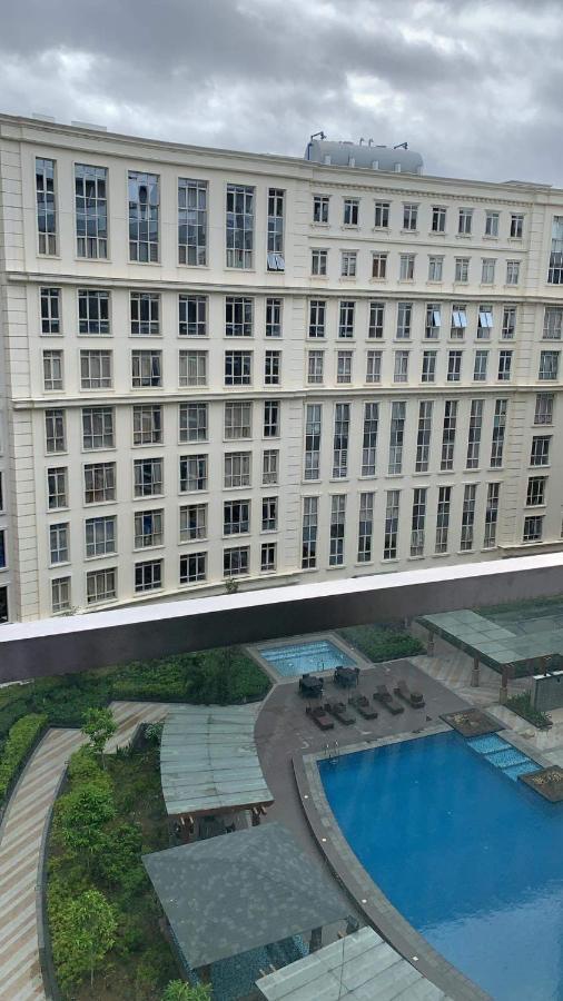 81 Newport Boulevard Cluster 4 - 8F Across Naia Airport, Terminal 3 Pasay Bagian luar foto
