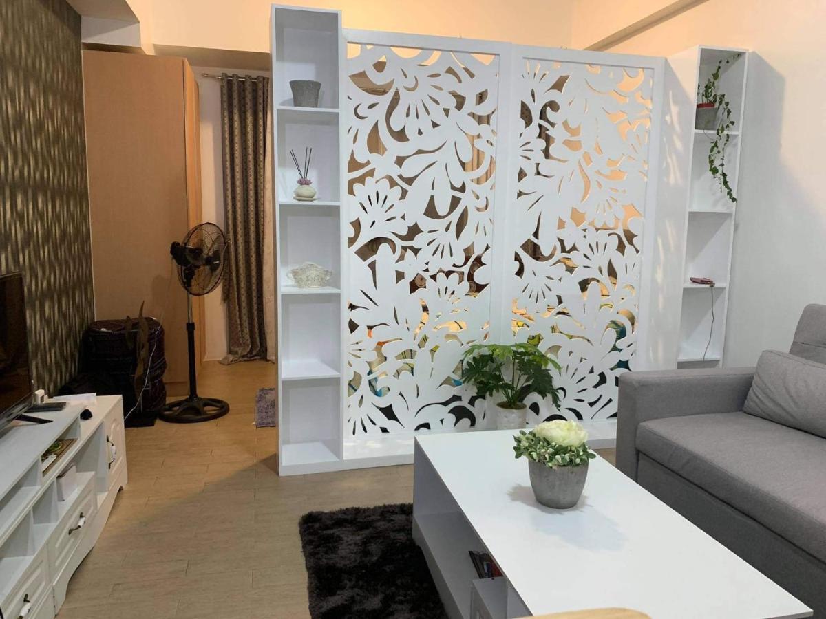 81 Newport Boulevard Cluster 4 - 8F Across Naia Airport, Terminal 3 Pasay Bagian luar foto