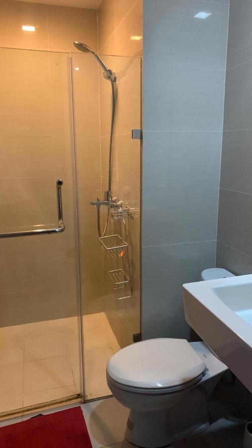 81 Newport Boulevard Cluster 4 - 8F Across Naia Airport, Terminal 3 Pasay Bagian luar foto